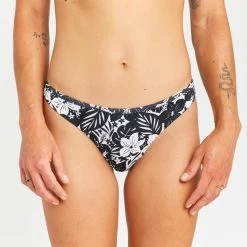 Bas De Maillot De Bain Tanga Femme - Lulu Borneo Noir 7 Bas De Maillot De Bain Tanga Femme - Lulu Borneo Noir -Board Zone Soldes bas de maillot de bain tanga femme lulu borneo noir 3