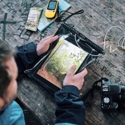 HERMETIC Dry Bag Mega | Pochette étanche Pour Tablette | FIDLOCK -Board Zone Soldes hermetic dry bag mega pochette etanche pour tablette fidlock 3