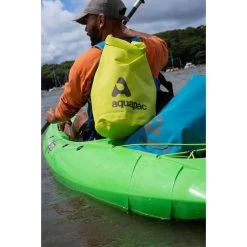 Aquapac Sac étanche 25L Heavyweight Avec Bandoulière Vert Acide 11 Aquapac Sac étanche 25L Heavyweight Avec Bandoulière Vert Acide -Board Zone Soldes sac etanche 25l heavyweight avec bandouliere vert acide 4