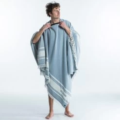 Serviette De Plage Poncho 190 X 190 Cm - Gris Bleu 13 Serviette De Plage Poncho 190 X 190 Cm - Gris Bleu -Board Zone Soldes serviette de plage poncho 190 x 190 cm gris bleu 3