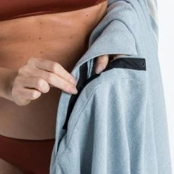 Serviette De Plage Poncho 190 X 190 Cm - Gris Bleu 19 Serviette De Plage Poncho 190 X 190 Cm - Gris Bleu -Board Zone Soldes serviette de plage poncho 190 x 190 cm gris bleu 9