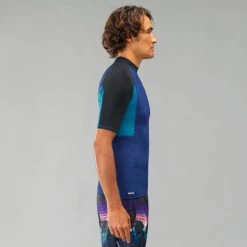 Tee Shirt Anti Uv Surf Top 500 Manches Courtes Homme Bleu -Board Zone Soldes tee shirt anti uv surf top 500 manches courtes homme bleu 2